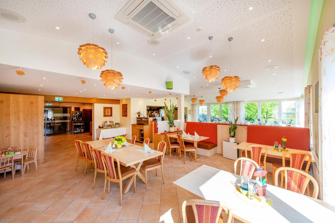 Waldesblick, Hotel-Restaurant Lahr  외부 사진